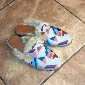 🤡BOGO FREE🤡 UNIVERSAL THREADS